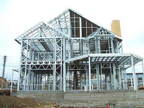 湛江钢结构建筑的腐蚀问题应该如何预防